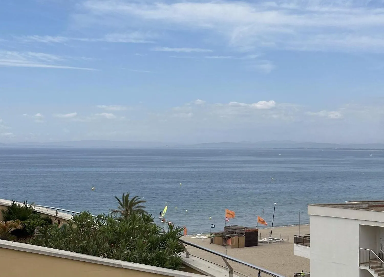 Duplex En Primera Linea De Playa Con Gran Terraza Y Piscina Comunitaria Roses Spain